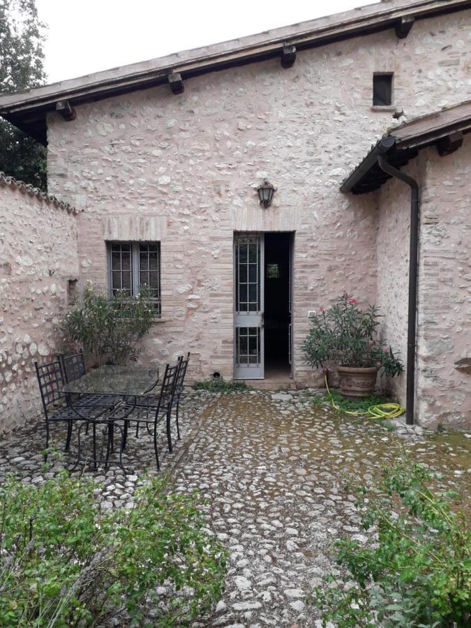 Hostal La Palombaia Spoleto Exterior foto