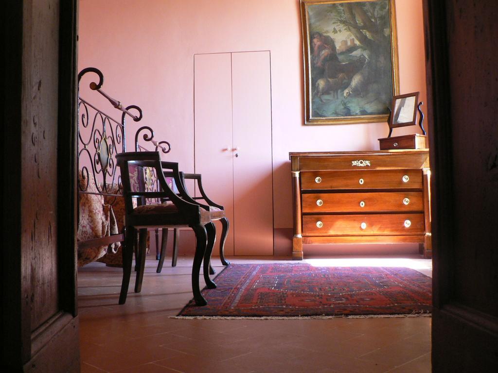 Hostal La Palombaia Spoleto Exterior foto